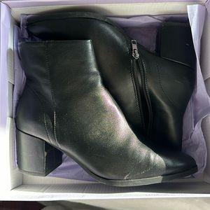 Madden Girl Dafni Black Boot